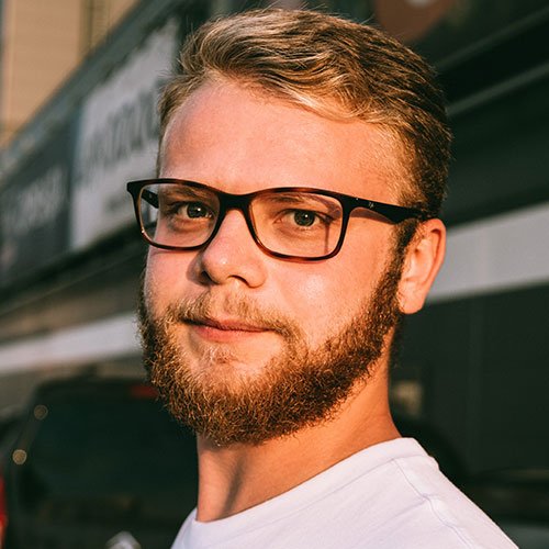 Man avatar 9